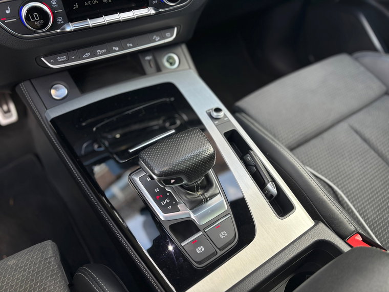 Vehicle Image 39