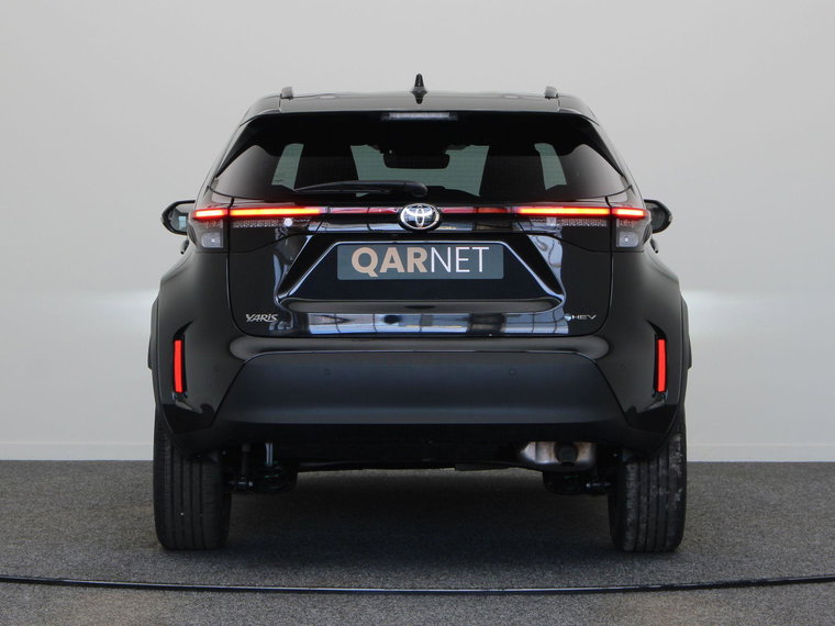 Vehicle Image 6