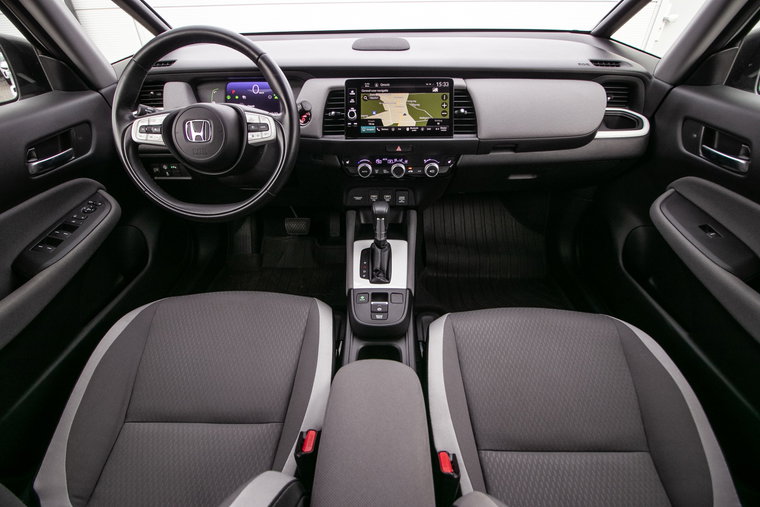 Vehicle Image 15