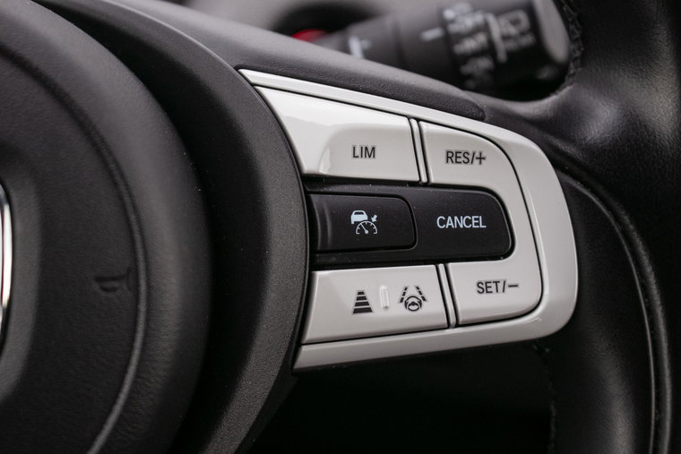 Vehicle Image 35