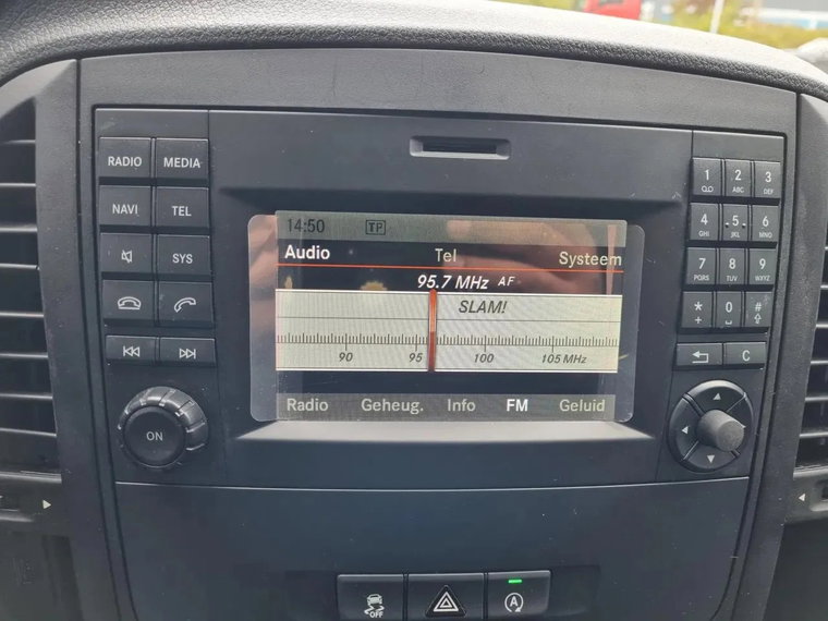 Vehicle Image 17