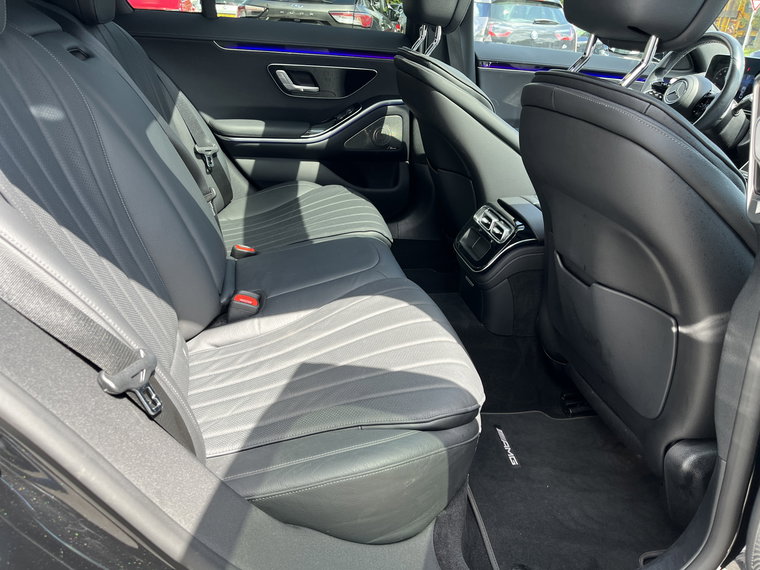 Vehicle Image 17