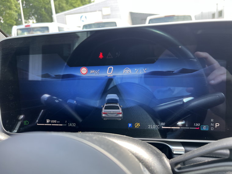 Vehicle Image 35