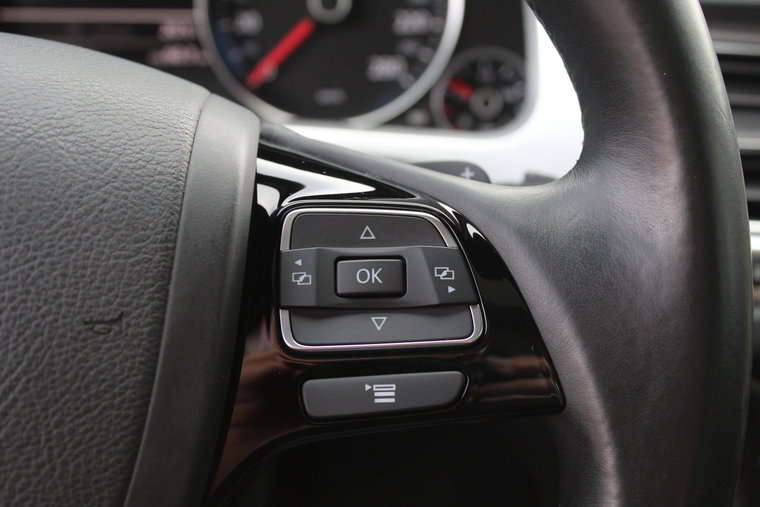 Vehicle Image 37