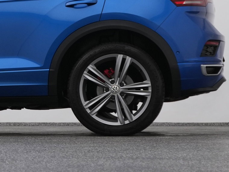 Vehicle Image 40