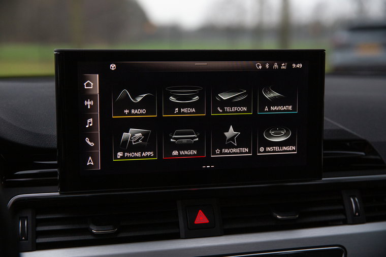 Vehicle Image 13