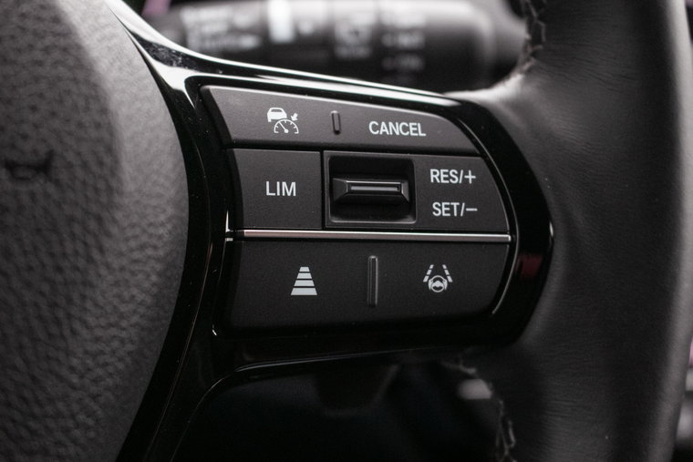 Vehicle Image 38