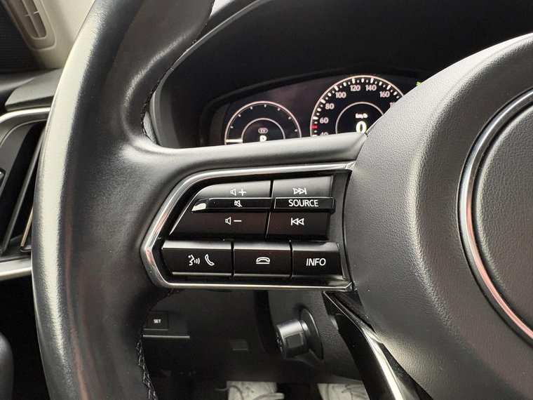 Vehicle Image 24