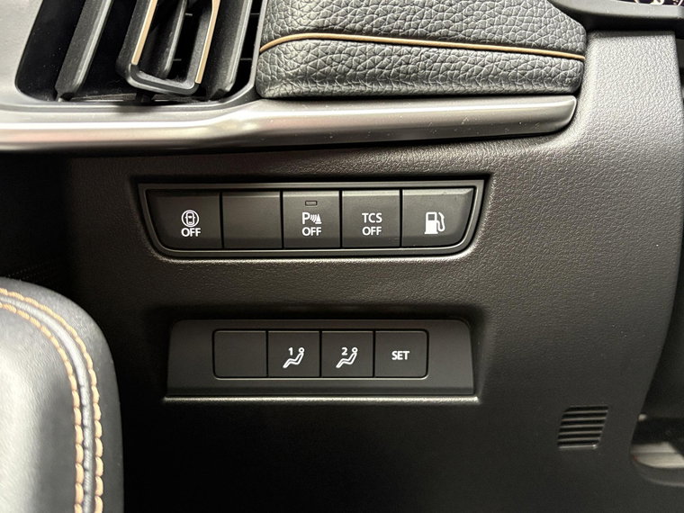 Vehicle Image 29