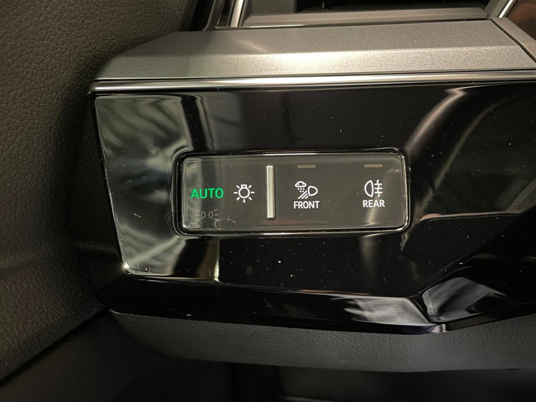 Vehicle Image 50