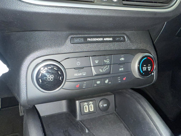 Vehicle Image 24