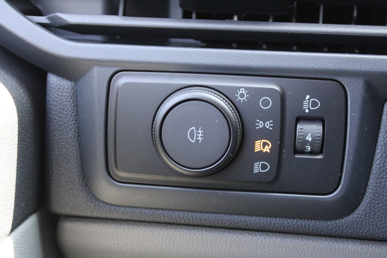 Vehicle Image 23
