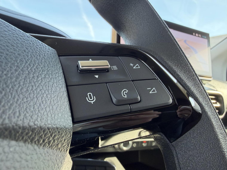 Vehicle Image 39