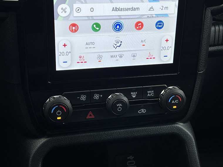Vehicle Image 28