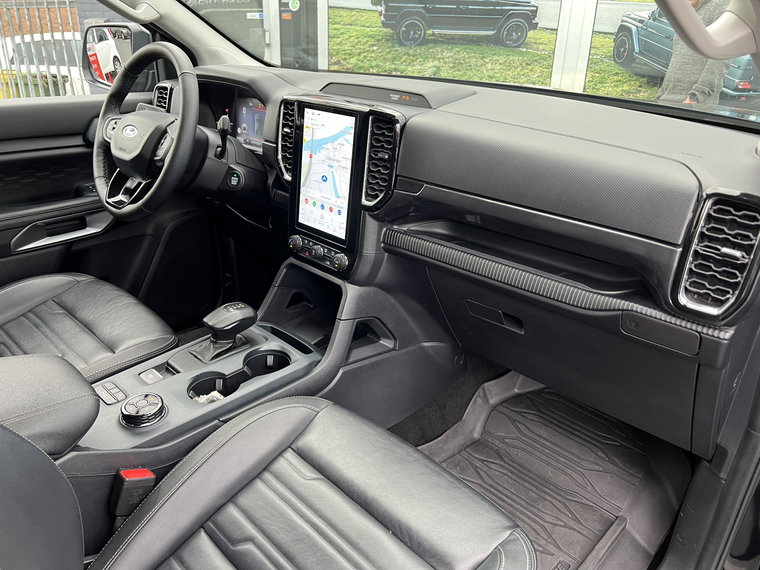 Vehicle Image 35