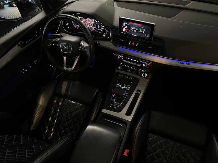 Vehicle Image 36
