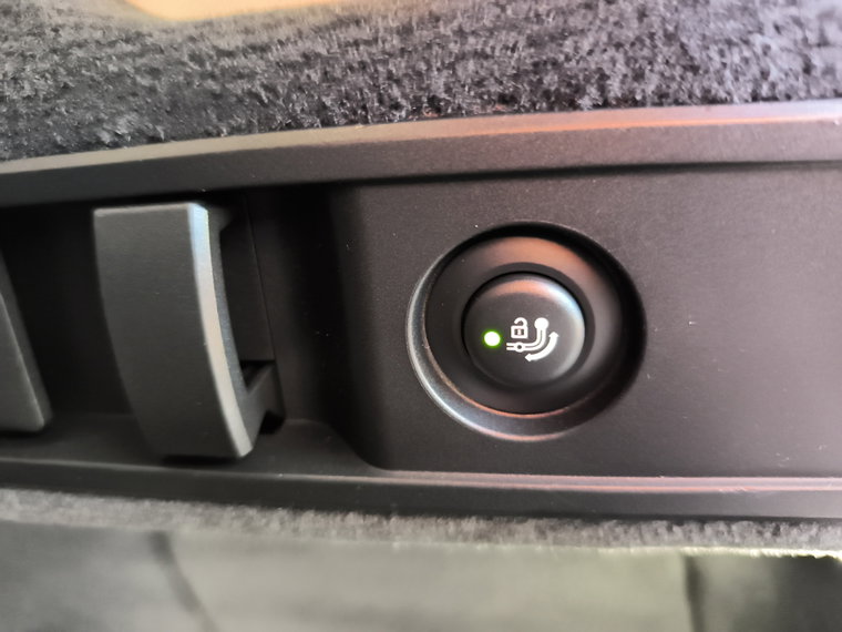 Vehicle Image 47