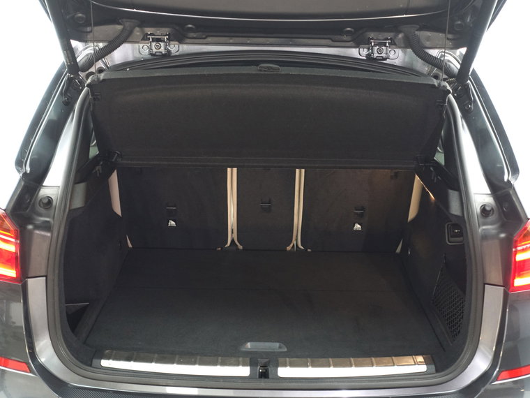 Vehicle Image 41