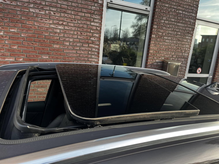Vehicle Image 47