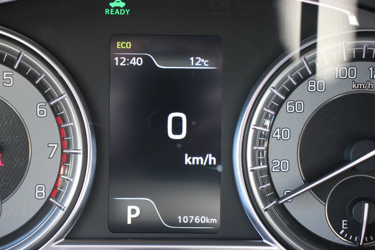 Vehicle Image 12