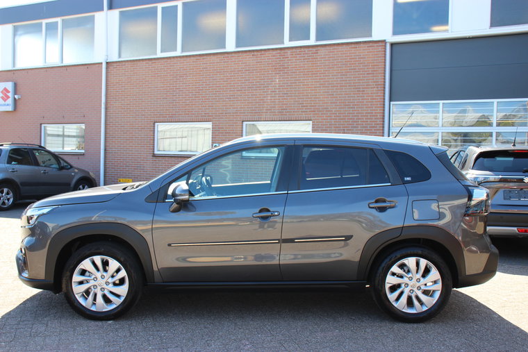Vehicle Image 4