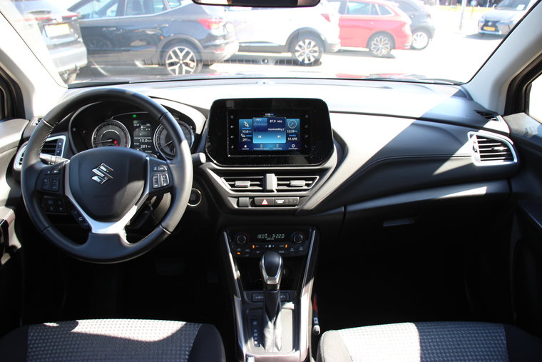 Vehicle Image 7