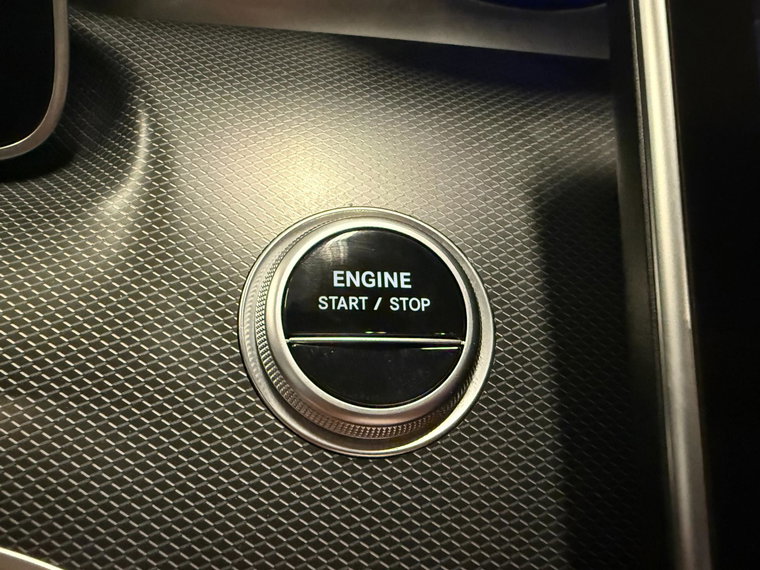 Vehicle Image 40