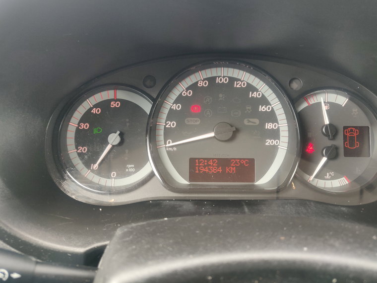 Vehicle Image 15