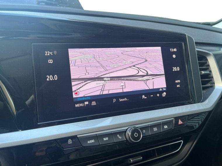 Vehicle Image 16