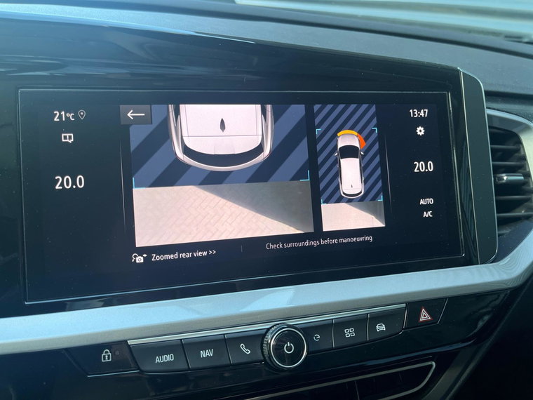 Vehicle Image 36