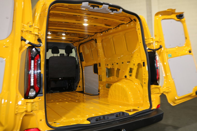 Vehicle Image 13