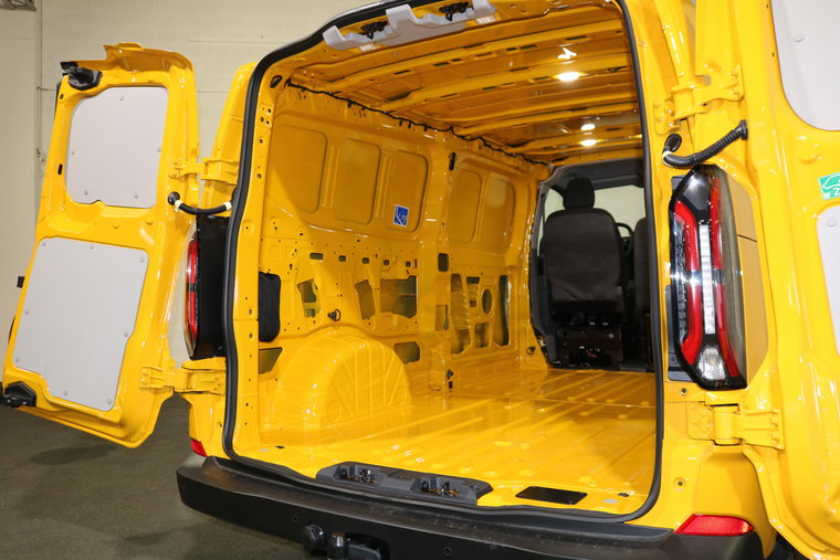 Vehicle Image 15