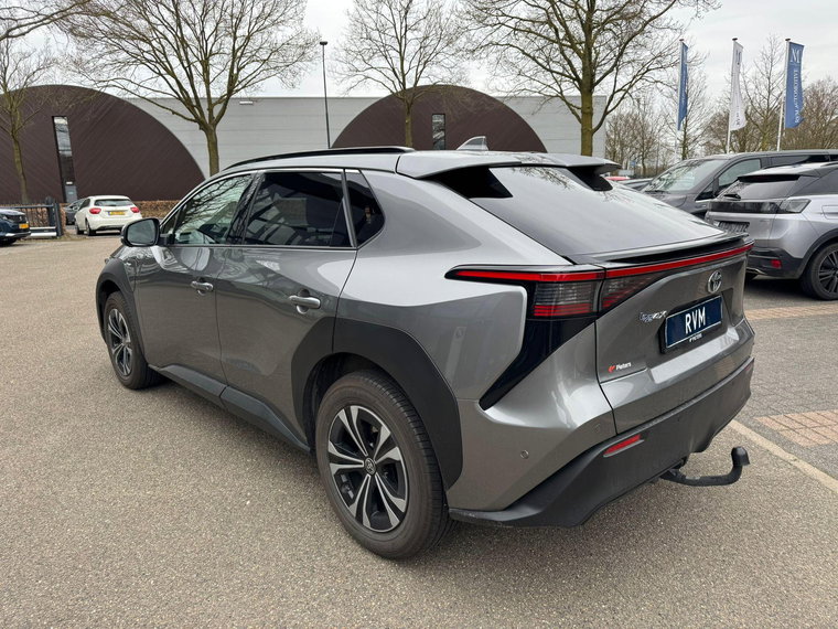 Vehicle Image 33