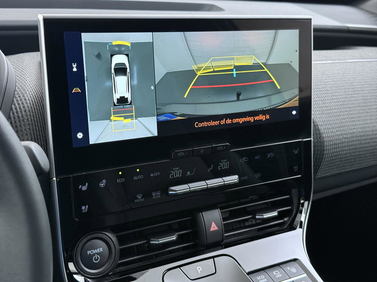 Vehicle Image 38