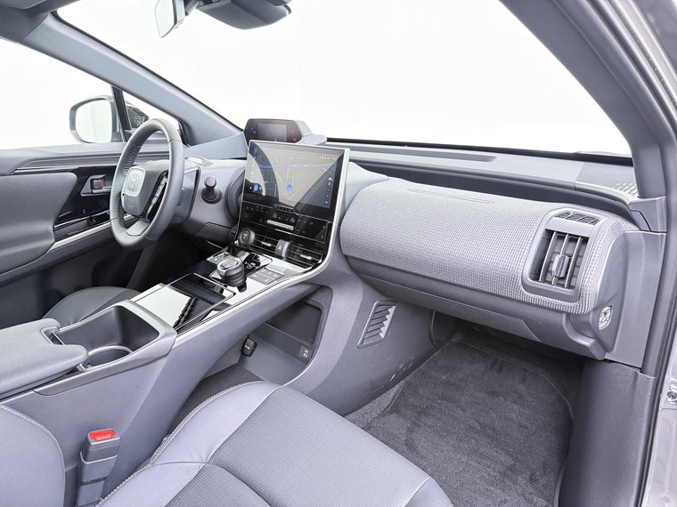 Vehicle Image 40