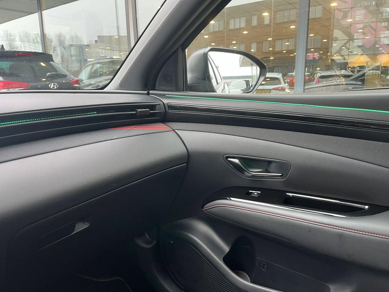 Vehicle Image 22