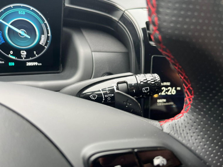 Vehicle Image 30