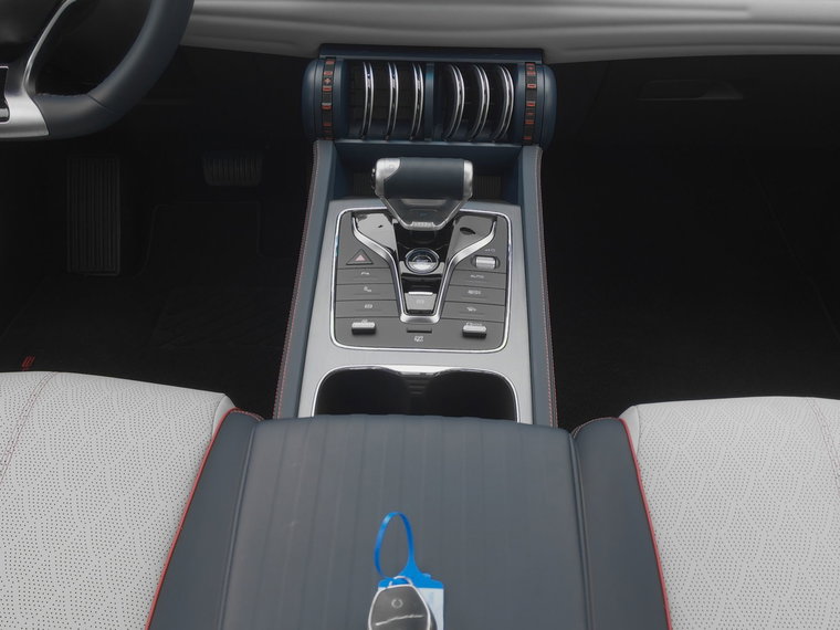 Vehicle Image 12