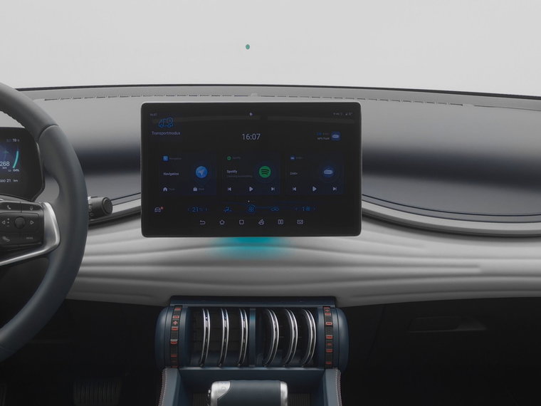 Vehicle Image 8