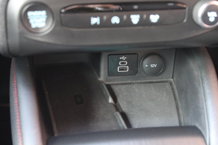 Vehicle Image 26