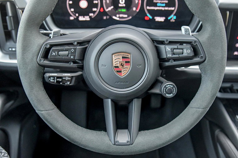 Vehicle Image 45