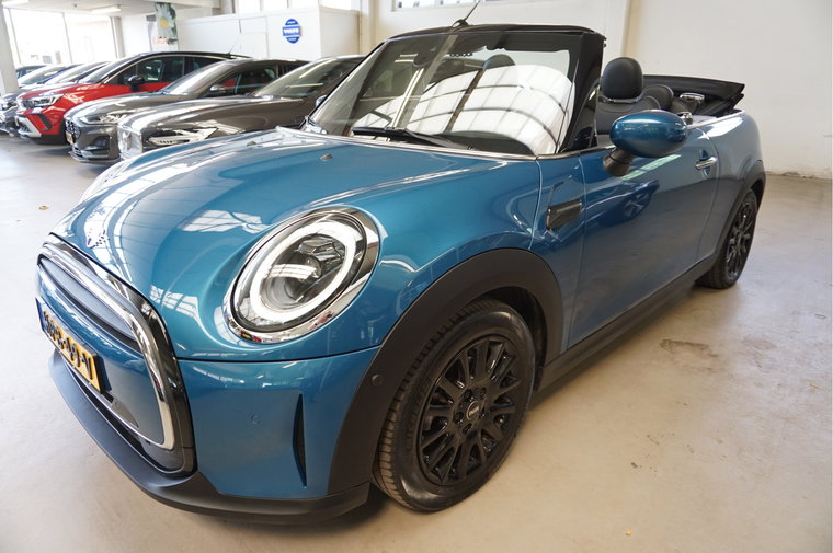 Vehicle Image 40
