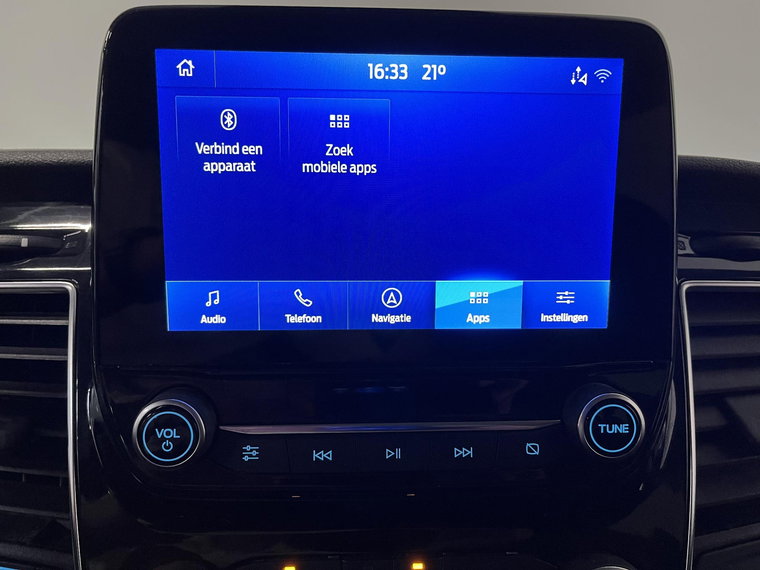 Vehicle Image 25