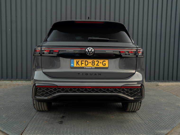 Vehicle Image 48