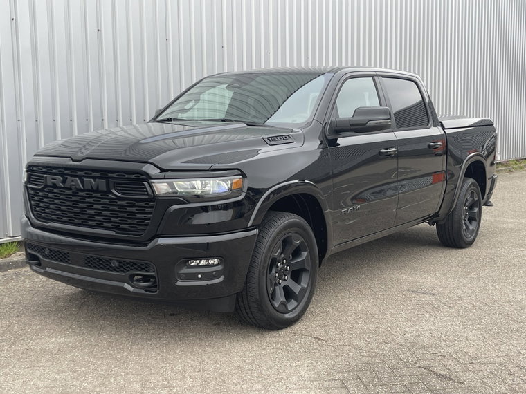 Vehicle Image 7