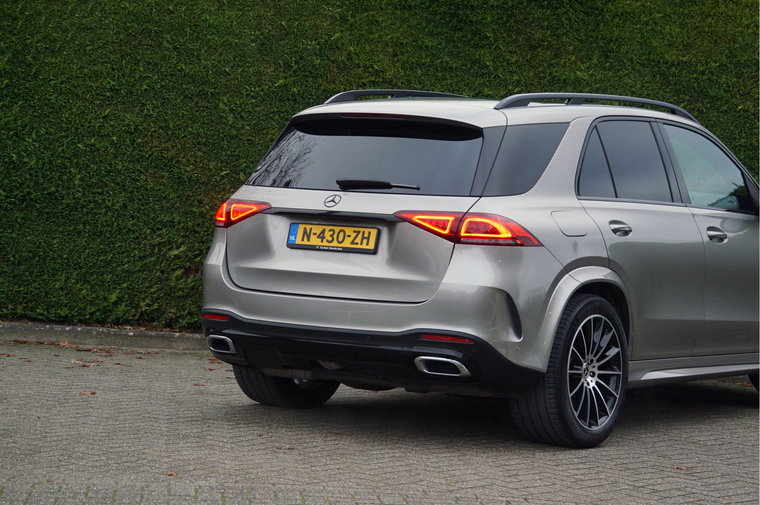 Vehicle Image 30