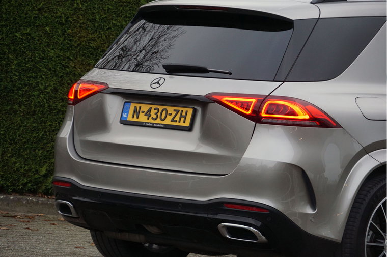 Vehicle Image 37