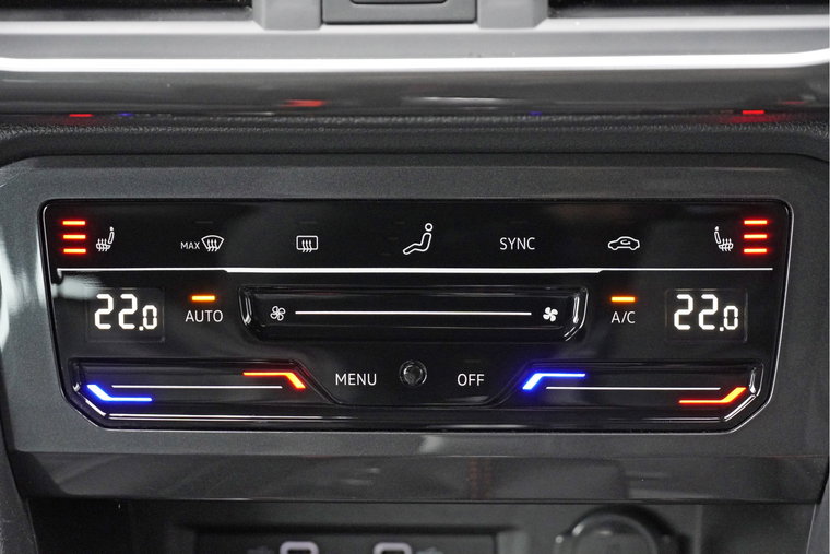 Vehicle Image 43