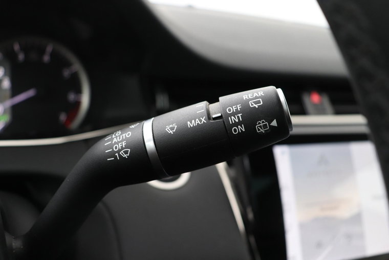 Vehicle Image 45