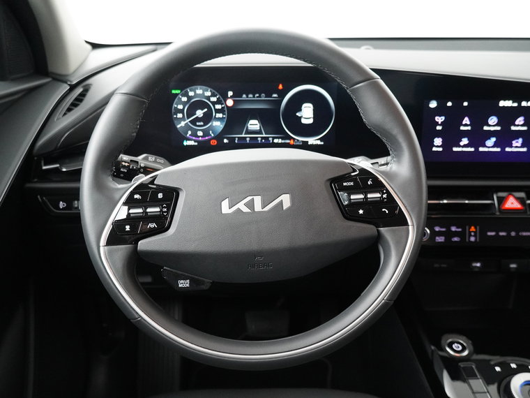 Vehicle Image 35